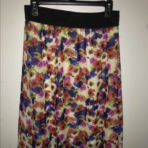 Floral skirt!
